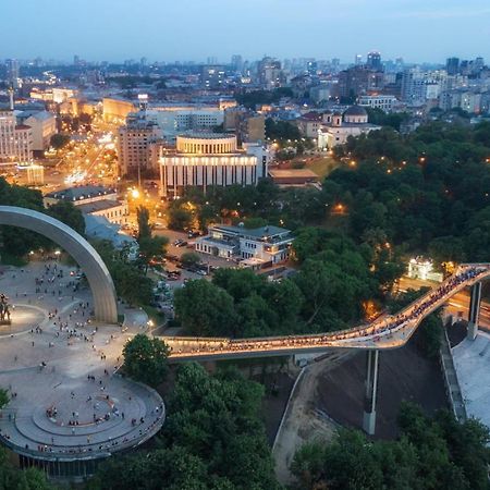 Апартаменты Центр Крещатик Київ Екстер'єр фото